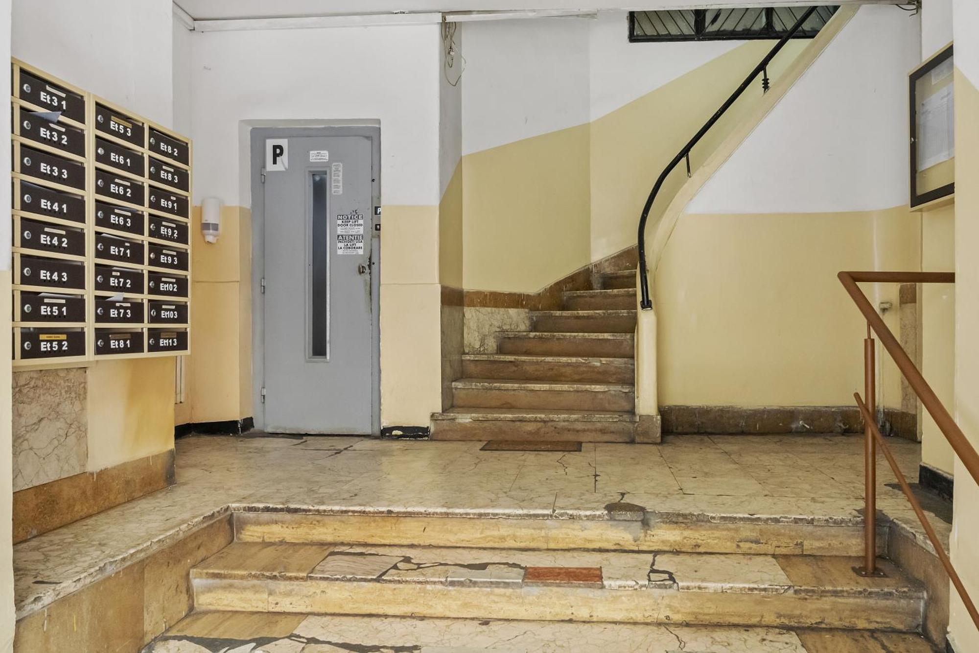 Sweet Luxury Three Rooms Apartment City Center Universitate Bucareste Exterior foto