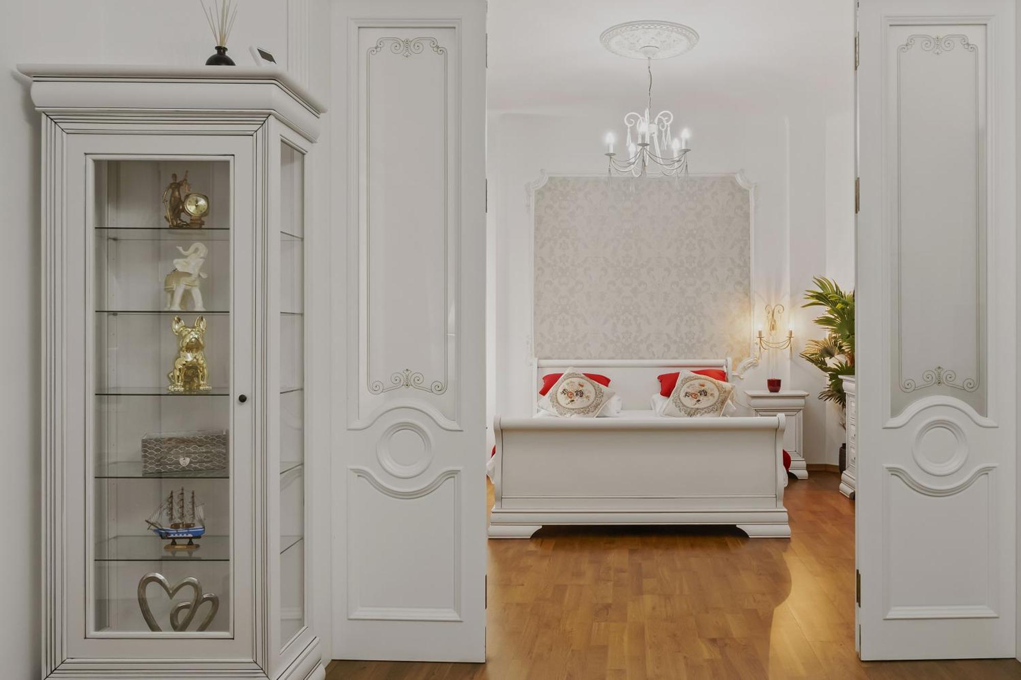Sweet Luxury Three Rooms Apartment City Center Universitate Bucareste Exterior foto