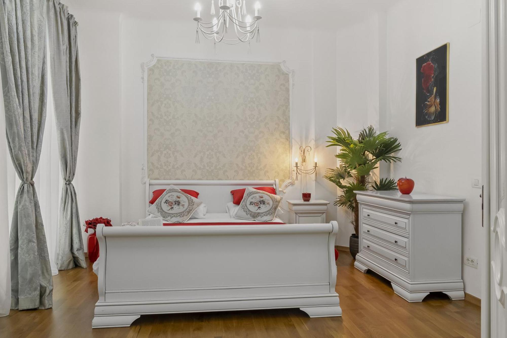 Sweet Luxury Three Rooms Apartment City Center Universitate Bucareste Exterior foto