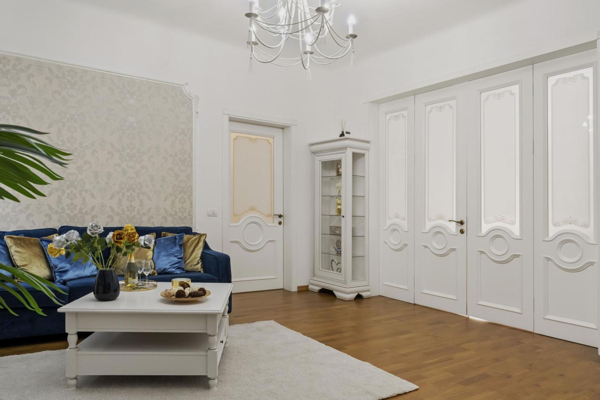 Sweet Luxury Three Rooms Apartment City Center Universitate Bucareste Exterior foto