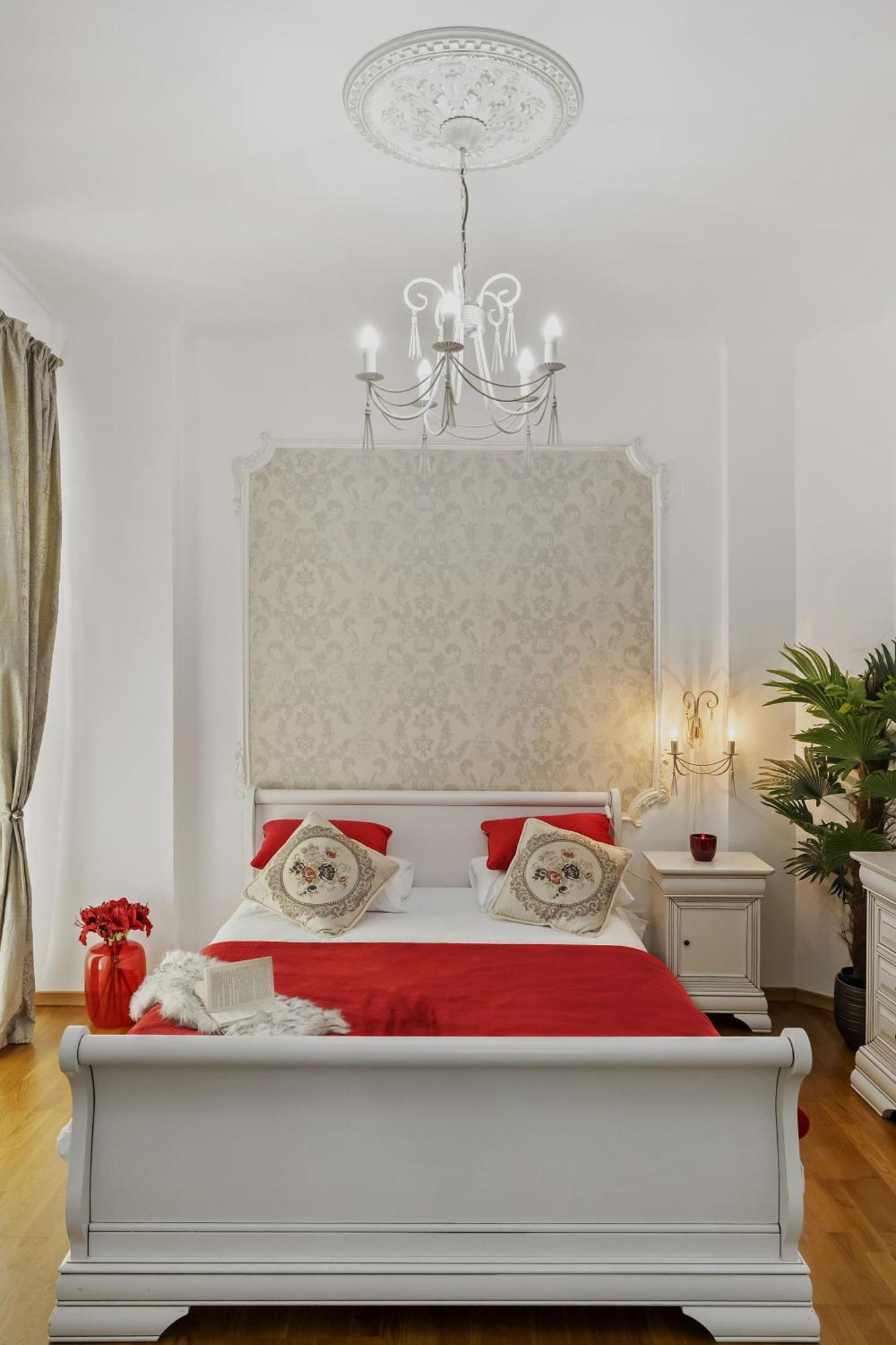Sweet Luxury Three Rooms Apartment City Center Universitate Bucareste Exterior foto