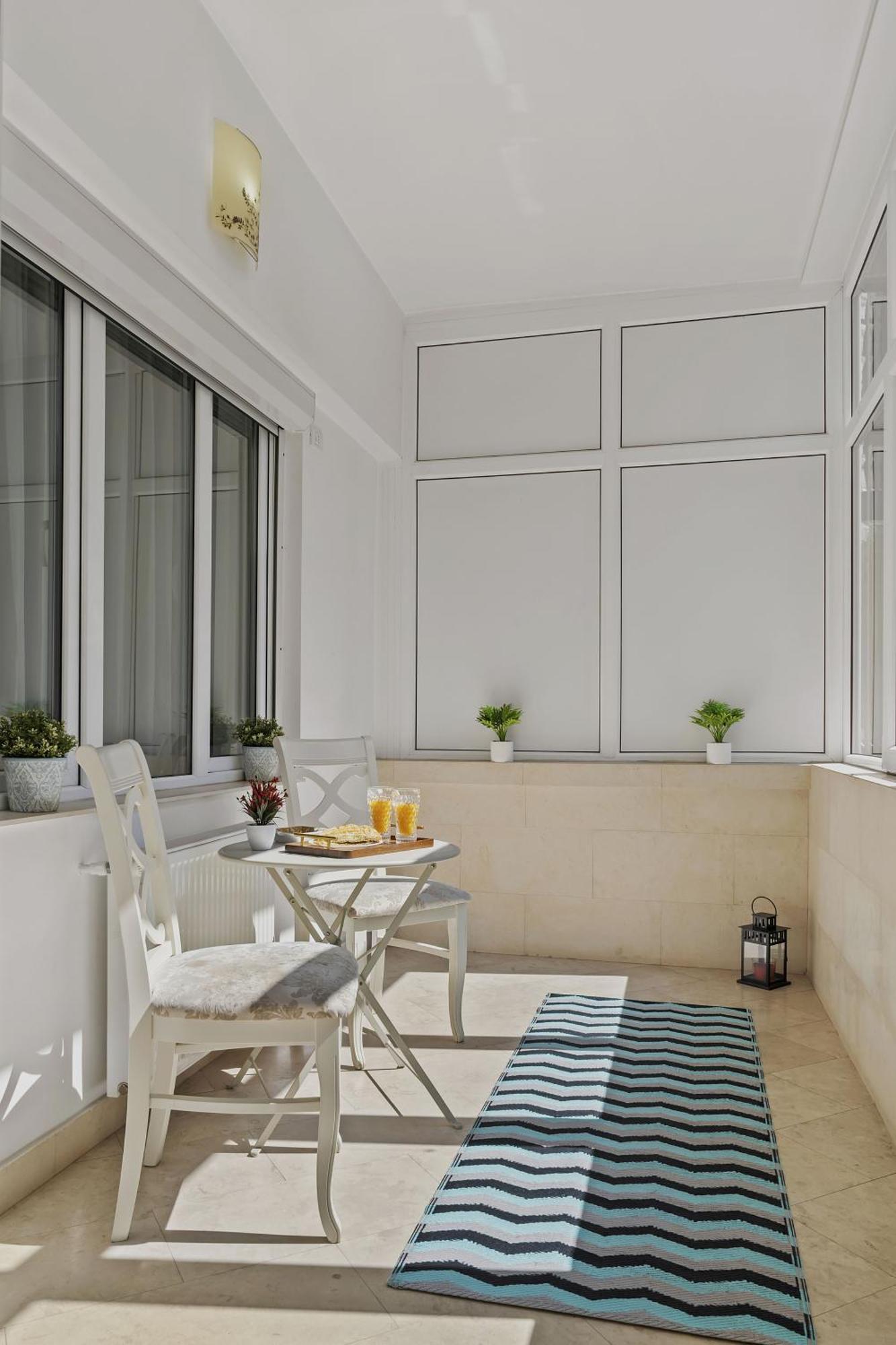Sweet Luxury Three Rooms Apartment City Center Universitate Bucareste Exterior foto